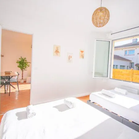 Rdc Ac Terrasse 8 Pers Frejus