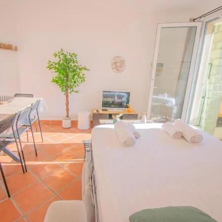 Apartment Rdc Ac Terrasse 8 Pers *