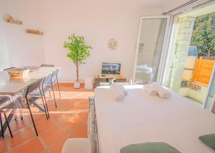 Apartmán Rdc, Ac, Terrasse, 8 Pers *