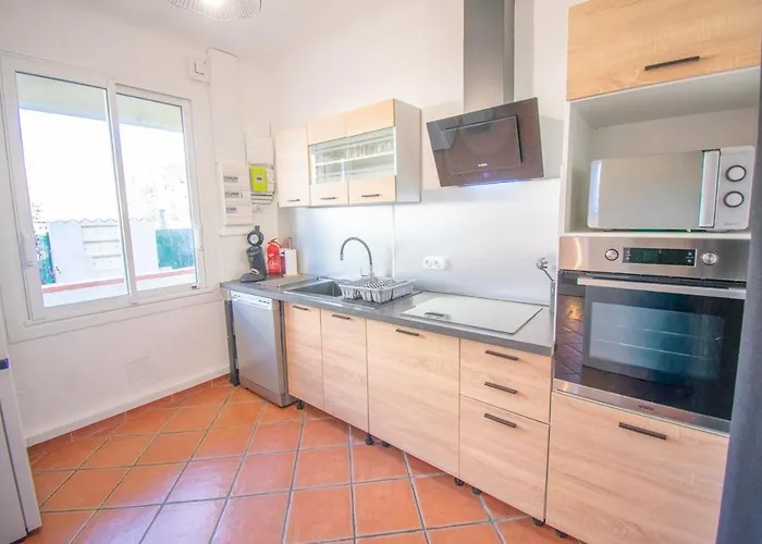 Rdc, Ac, Terrasse, 8 Pers